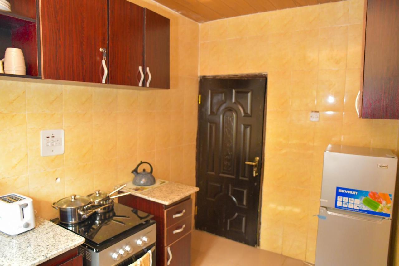 Living Green Apartments Airport Pick Up Benin City Exterior foto